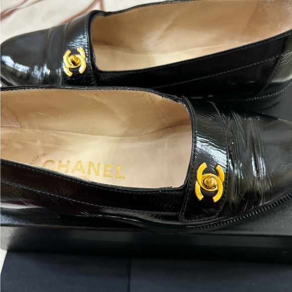 π Chanel CC turnlock Loafers,in Box - Picture 7 of 12